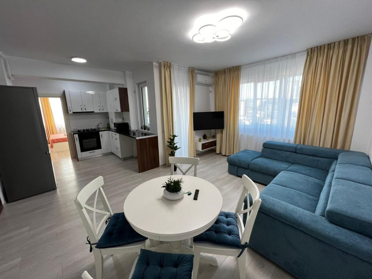 Cozy Accommodation Central City - Iasi Bagian luar foto