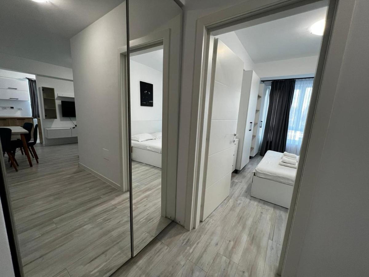 Cozy Accommodation Central City - Iasi Bagian luar foto