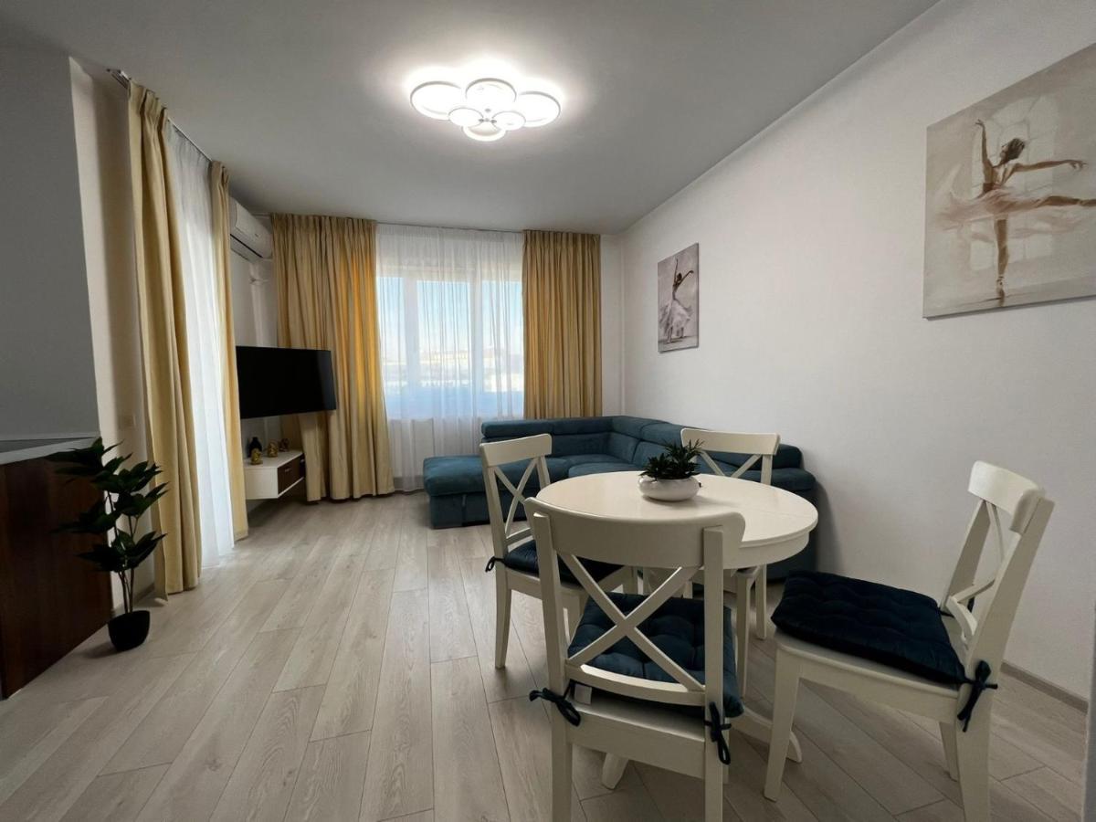 Cozy Accommodation Central City - Iasi Bagian luar foto