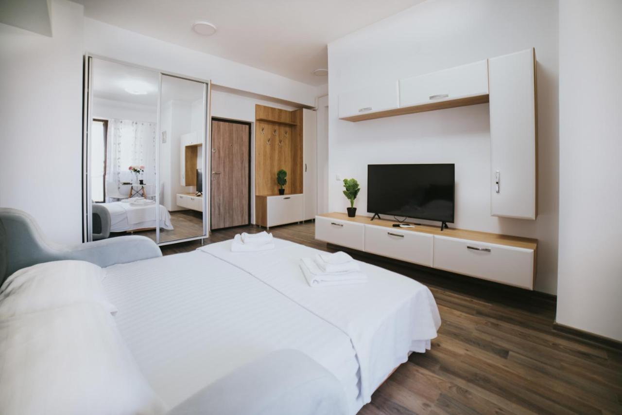 Cozy Accommodation Central City - Iasi Bagian luar foto