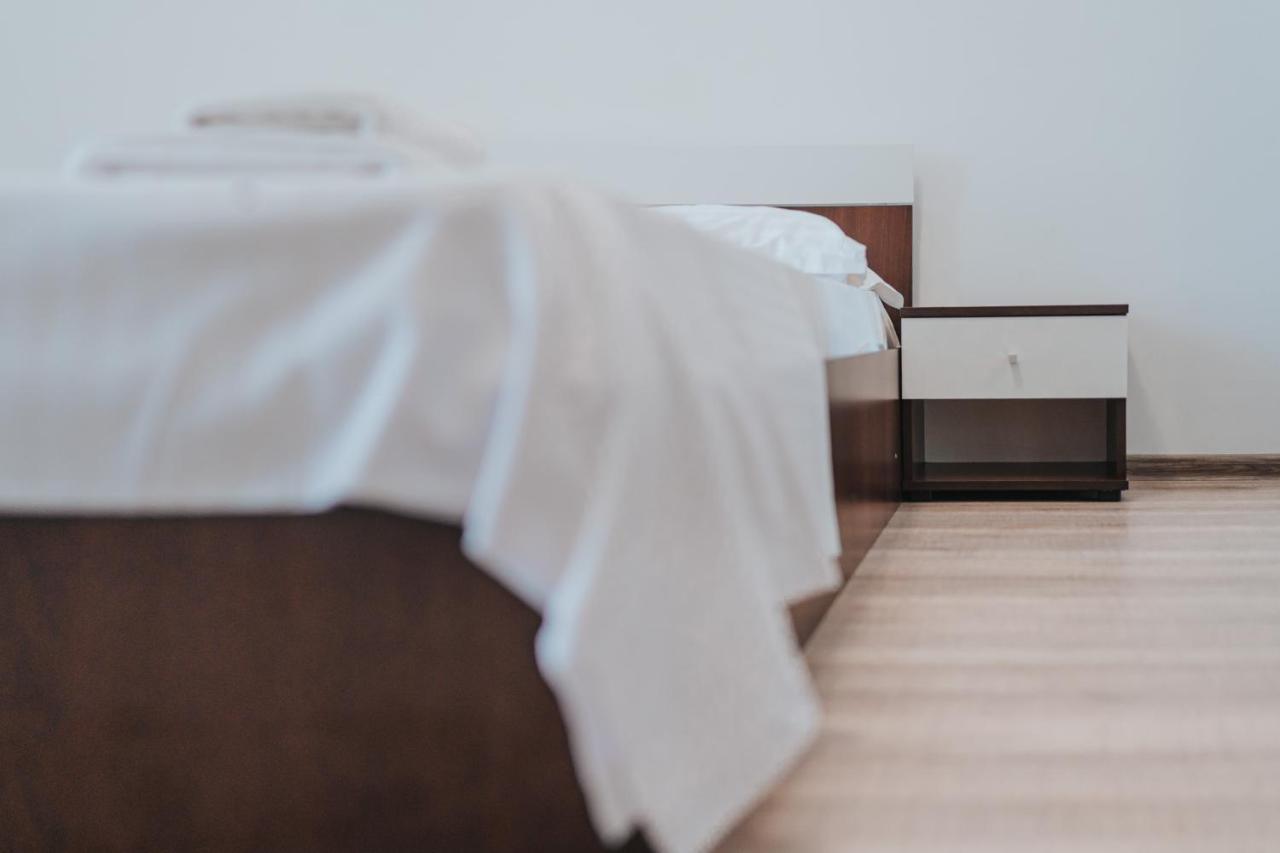 Cozy Accommodation Central City - Iasi Bagian luar foto